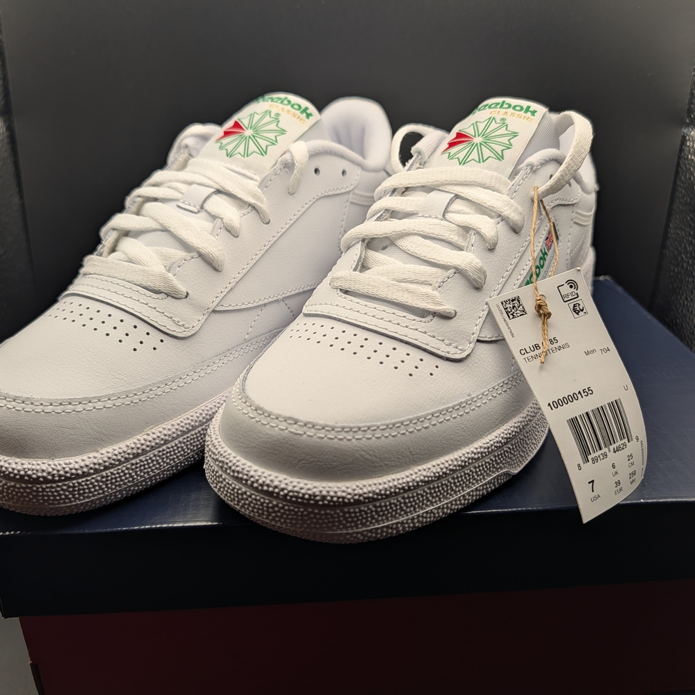Reebok Classic Club C 85 Tennis Men's Shoes Size 7 New With Box White Green